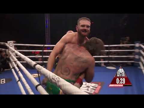 BYB33 | BADTOTHEBONE TYRONE Vs. THE GREENMACHINE | Full Bare Knuckle BRAWL